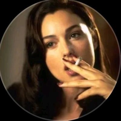 LT-SG💫 sedienta del saber
vengo a Twitter hacer catarsis