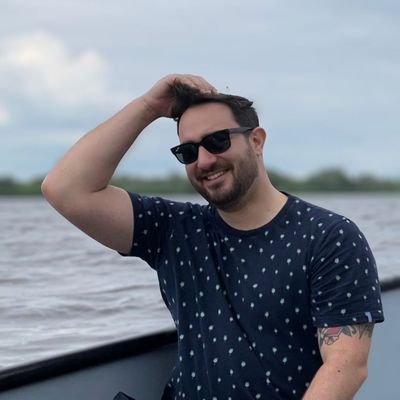 FrancoisJMarais's profile picture. Learn to acquire what you need, not require it from others.