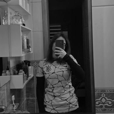 BordoniLarissa's profile picture. Médica Veterinária 🐶
S.C.C.P 🖤