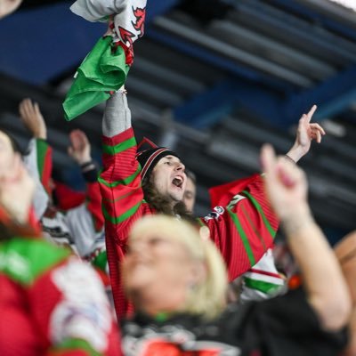 (29) 🏴 Music 🎶 • Football ⚽️ • Hockey 🏒 • Cardiff Devils STH (13) 😈 • Spinning In An Endless Figure 8️⃣💫 •