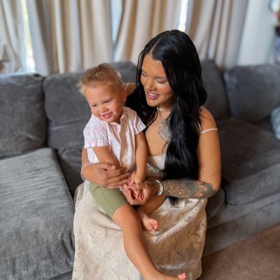 LashaWood's profile picture. Boy Mom 🩵 Wife 💍 Hairstylist ✂️