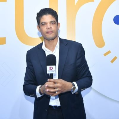 Dominicano 🇩🇴, periodista de El Nacional, Hoy y director del periódico https://t.co/NxYlcyIQA2 809-993-8555