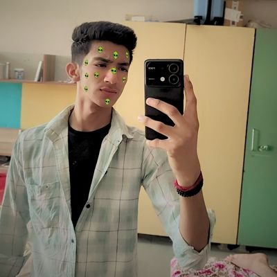 Attended PARUL UNIVERSITY, LIMDA, VAGHODIA 037
• STUDYING 📚 CYBER SECURITY
• https://t.co/WaPJLIy7xE CSE
• WEBSITE DEVELOPER