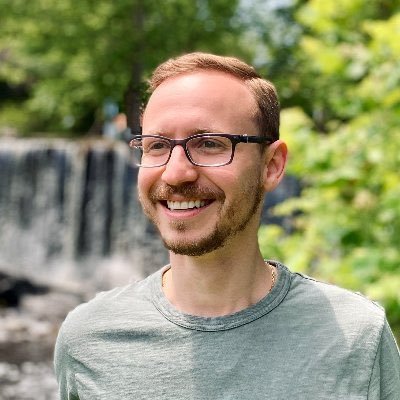 Premium CFO | Managing $1M+ incomes for business owners | Sharing business notes on Twitter