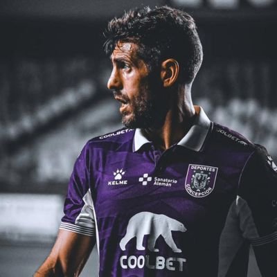 Penquista 🏡
Hincha y Abonado de Deportes Concepción 💜🦁
Aficionado del Liverpool F.C ❤️🔴
