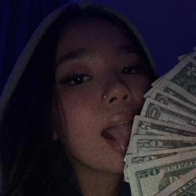 Jordayy33's profile picture. Attract.