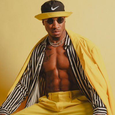 Recording Artist🎤 Songwriter📙Choreographer. A VIBE YOU CAN’T REPLICATE! 🧡 Live Free in Love 🧡 ”BACK 2 ME” OUT 8.21.24