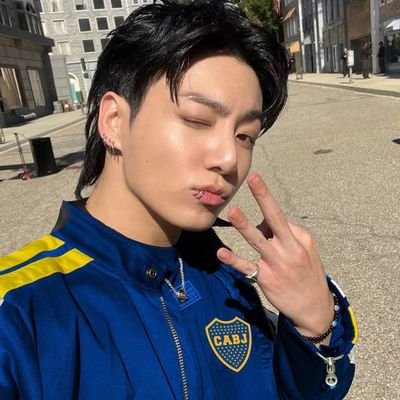 𝐚𝐧𝐭𝐢-𝐡𝐞𝐫𝐨 ، ✦ hi, i'm the problem, it's me. It must be exhausting, always rooting for the anti-hero.