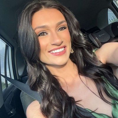 jewel_pomeroy's profile picture. Asher Paul 💙Aspyn Camille 🤍