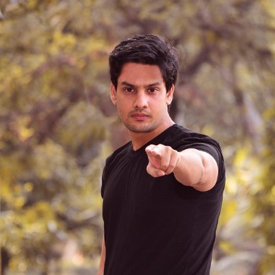 FarSal95's profile picture. Music in my dream