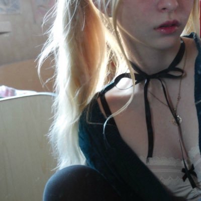 addictingl0ve's profile picture. angst vor der realität