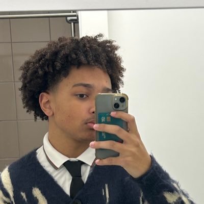 yanis_mouu's profile picture. 
