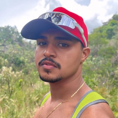 JonathanNunesTS's profile picture. Odeio quem rouba meus tweets antes de eu tuitá-los