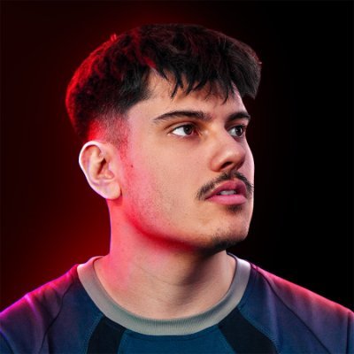 🏆 Chasseur de trophée sur @twitch / @YouTube — @holysquad_fr
— dawsonfactures@gmail.com