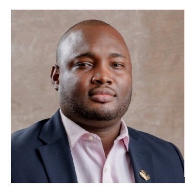 Polymath | Strategy & Research | Lawyer | QMUL & UNILAG Alumni | Founder Vapo Consulting