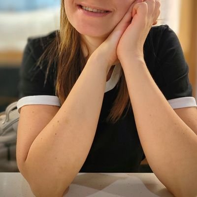 HandjobCouple_'s profile picture. Dominant hot wife😈 and wonderful chaste husband🥰 living kinky life!