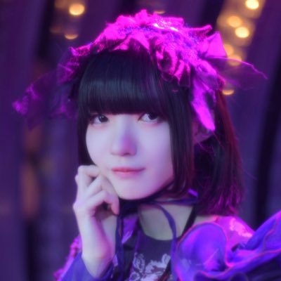 「ちゃん」まで名前 @demipogune_info の群青色🛜 聴いてる音楽🎧#カレンちゃんNowplaying チェキツイタグ #カレンちゃんの馬券チェキ ヘッダー撮影@kenjigram_93平日は会社員をしています 自撮りと共に退勤時間を報告します📷´- 弾き語りや競馬予想を時々あげます🐴
