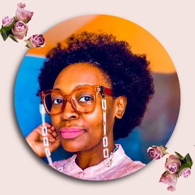 J’accompagne les femmes afin de les aider à s’accepter, s’aimer et devenir indépendante financièrement. N’ayez pas peur d’avoir la vie que vous méritez.