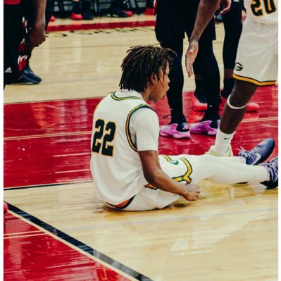 Michari Rainey Profile