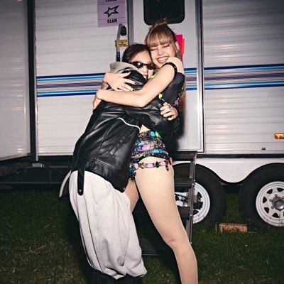 LISA Bias 💕|| JENNIE Bias Wrecker😎 JENLISA Ship || 🖤💗OT4 or nothing 🥰