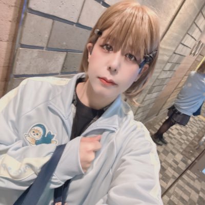 ギリギリバーイベントキャスト/@Bar_GIRIGIRI/#ギリギリ横浜/趣▶︎食べる事とダイエット /飲▶︎ジャスミン/スリーサイズ▶︎内緒、クビレならある/チンサイズ▶︎損はさせない大きさ/