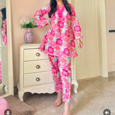 0340Sanjan54297's profile picture. Fashion designer 🎨🛍️✂️👗