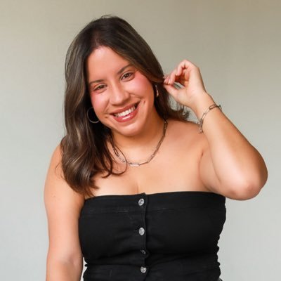 Connecting you w/ your favorites in música, sports, entertainment news y múcho mas 🎤 CSUN, BA + USC Annenberg, MS 🎓 @NAHJ member | YouTube: 12.4k+ subs.