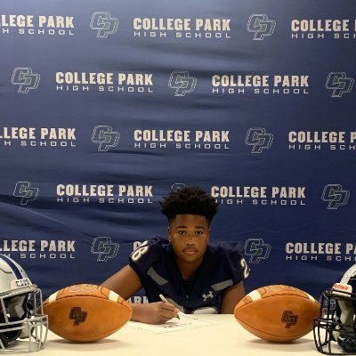Isaiah 60:22
College park HS•co 2027•6ft•190lbs• DE
jaydencomeaux08@gmail.com