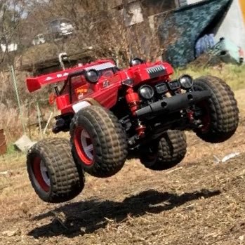 RC用アカウント、ラジコン20数年ぶりに再開しました。万年初心者、タミヤ好きですがミニッツも好き。プラモもやりますカーモデル、ミリタリーが多いです。バイクやプラモとかは本アカウントで呟いてます。YouTubeくまさんの屋根裏部屋、細々とやってます