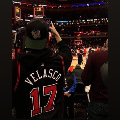 LikeMike1717's profile picture. Browns Fan 🐶. Kawhi - Real Madrid-Chicago Cubs- Blackhawks. Iowa State Alumni🌪. Chicago 🏙️📍. 🇸🇻🇲🇽