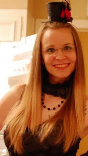 ErinNBurks's profile picture. Hello.