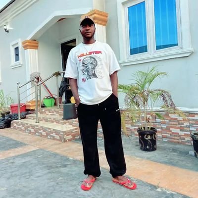 REAL ESTATE PLUG🏘
SELLING OF LAND & HOUSES 💯
SHORTLET APARTMENT 🏘
I.C.T trader📊📈📉