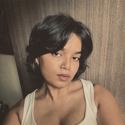 HimaniKaHumour's profile picture. Instagram- @himanikahumour