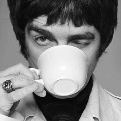 staybeh1nd's profile picture. 