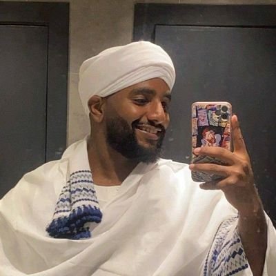 الصحافة بالنسبة لي ما شغل وبس..
هي مسؤولية قدام الوطن والناس