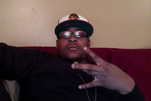 Rapping is my hobby! Chasing $$ is my mission. #StreetNigga #TeamJasmine. #Team127Wildside . #freemygoons