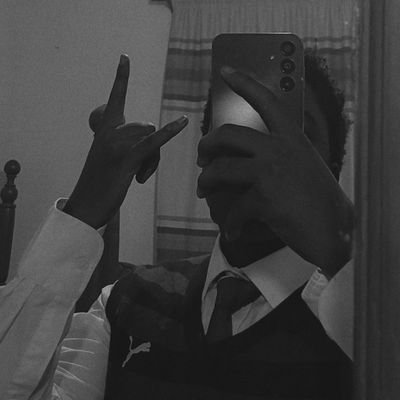 infamouspric's profile picture. noise maker 😂but not fun at all

......Liverpool