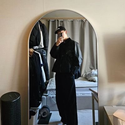 bylee4351's profile picture. 183 77 28훈근
모든 관계 다 오픈연락하면서 친해질분찾습니다

                  라ˍ인👇👇👇