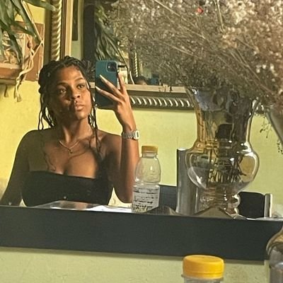 ___Rwty's profile picture. divine feminine.

ig: _3tury