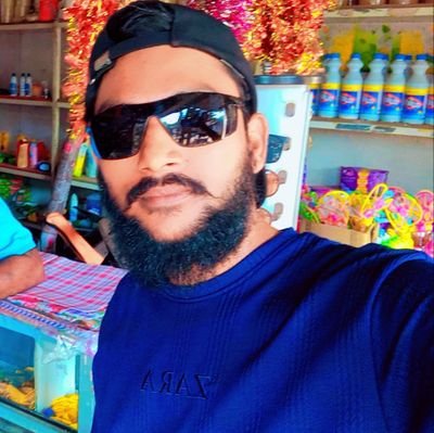 SugeevanSu99399's profile picture. Roy