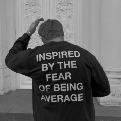 Oleg_Uwa11's profile picture. Simple as life was meant to be.