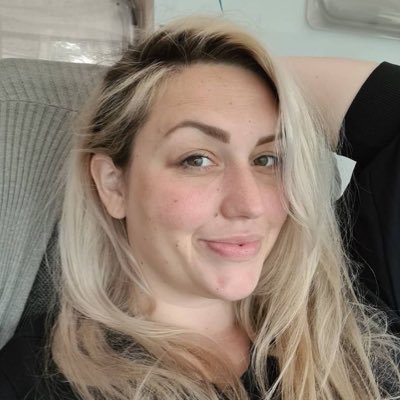 Welcome💞🖤Mistress stacy🖤💞 DM ME get my //gay test, //sissy test //straight test//hypnosis test and to be owned and dominated by mommy ❤️