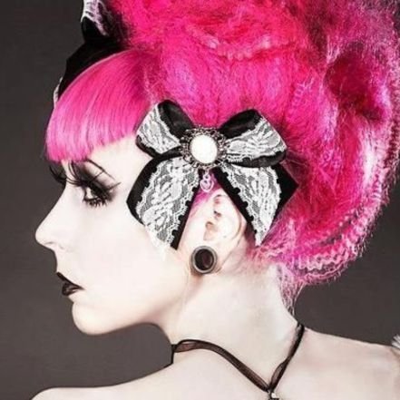 w1tchhaz3lll's profile picture. 🍧