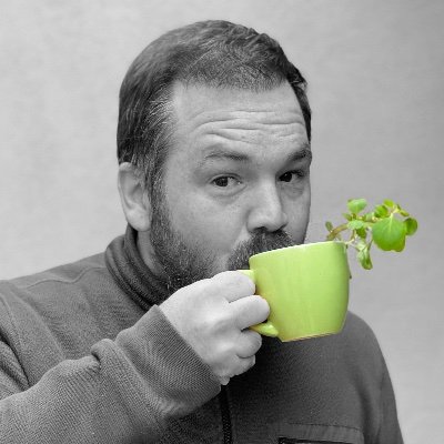 #Graphic #Design & #Packaging Expert -
Coordinator at @Tridimage