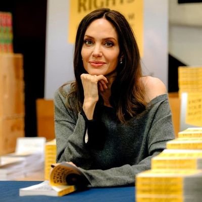 AJolie81296's profile picture. 