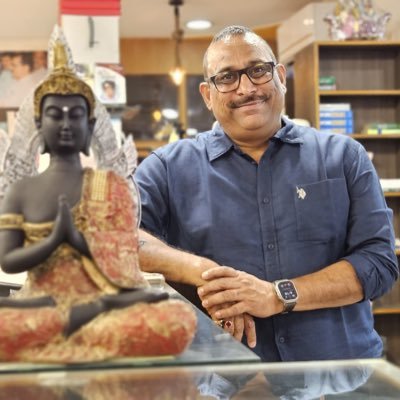 Advocate/ Former Gen. Secretary Meerut Distt BAR Association/ Founder- Western UP Youth Advocate Association / Vlogger- सवाल तो बनता है RKS