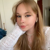 flo (@chatonps) 's Twitter Profile