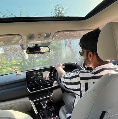 AnkurKa34927730's profile picture. Who reads these anyways..