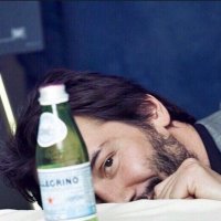 Keanu Charles Reeves (@babigracap) 's Twitter Profile