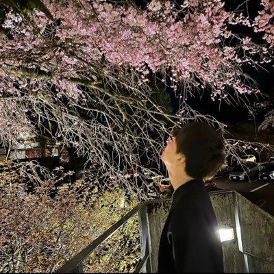 ryocha_ryochaa's profile picture. 177/65/27 湘南育ち／植物と海水魚に囲まれる生活が好き🪴🐠🐜